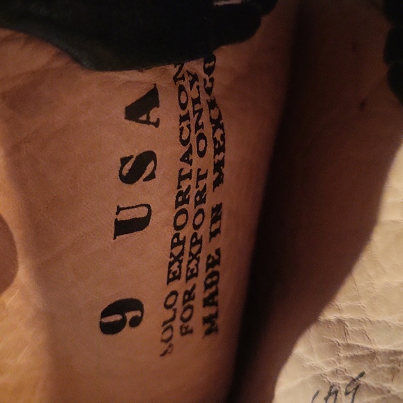 Cuadra limited edition black cowboy boots....size 9....shining and styling - Picture 8 of 8